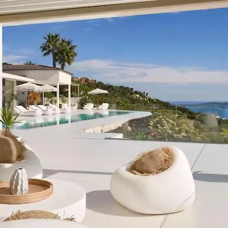 La Mandragore, Grimaud, With Pool Villa